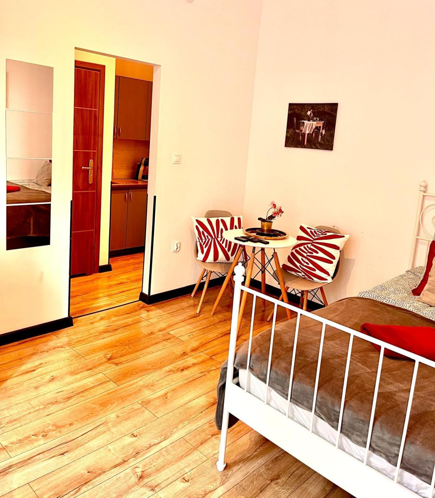 Best 1 Room Condo In Warszawa Center Varsóvia Exterior foto